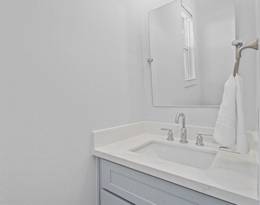 26930 Estuary Drive - Photo Thumbnail 21