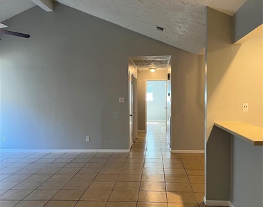 12827 Hill Branch Drive - Photo Thumbnail 7