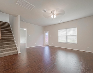 20630 Stout Drive - Photo Thumbnail 21