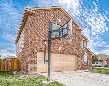20630 Stout Drive - Photo Thumbnail 1