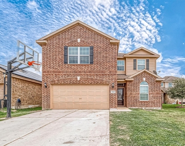 20630 Stout Drive - Photo Thumbnail 2