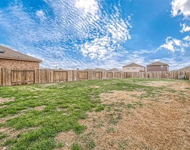 20630 Stout Drive - Photo Thumbnail 43