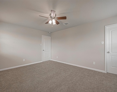 20630 Stout Drive - Photo Thumbnail 31