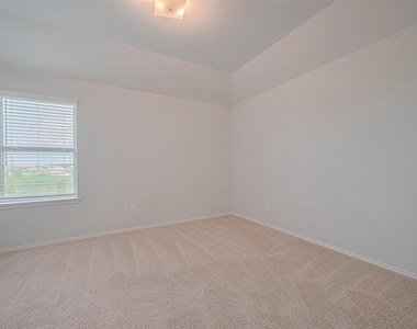 8211 Red Shiner Way - Photo Thumbnail 39
