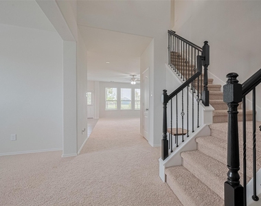 8211 Red Shiner Way - Photo Thumbnail 17