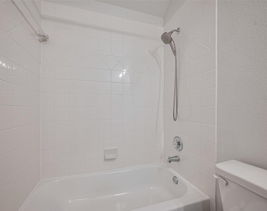 8211 Red Shiner Way - Photo Thumbnail 34