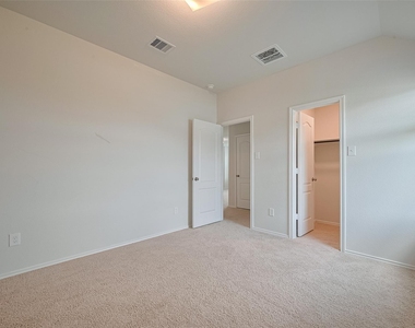 8211 Red Shiner Way - Photo Thumbnail 38