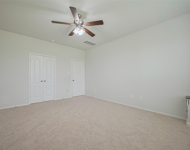 8211 Red Shiner Way - Photo Thumbnail 20