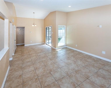 5610 Wallis Trail Court - Photo Thumbnail 3