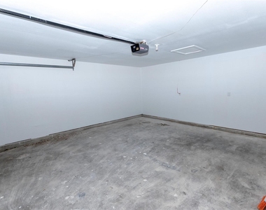 5610 Wallis Trail Court - Photo Thumbnail 14