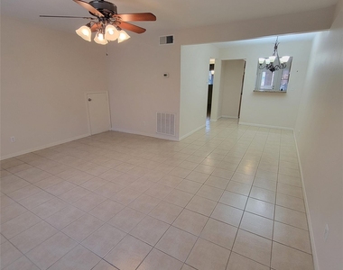 5208 Arboles Drive - Photo Thumbnail 3