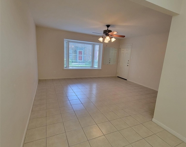 5208 Arboles Drive - Photo Thumbnail 4