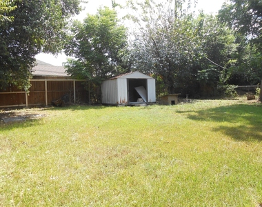 14503 Alrover Street - Photo Thumbnail 11