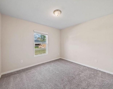15778 Del Norte Drive - Photo Thumbnail 17