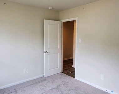 15778 Del Norte Drive - Photo Thumbnail 13