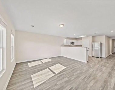 15778 Del Norte Drive - Photo Thumbnail 5