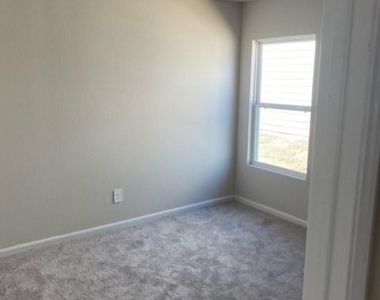 15778 Del Norte Drive - Photo Thumbnail 20