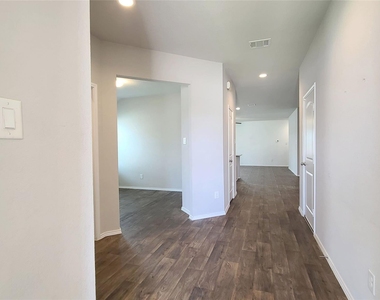 4406 Follina Trail - Photo Thumbnail 6