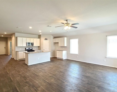 4406 Follina Trail - Photo Thumbnail 7