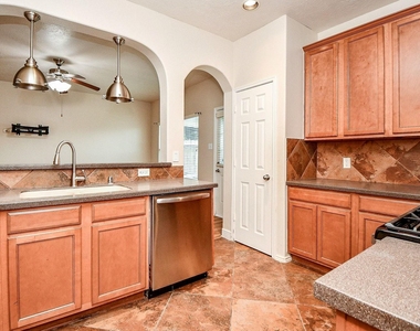 6171 Yorktown Meadow Lane - Photo Thumbnail 6
