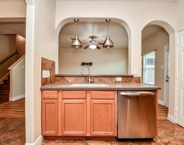 6171 Yorktown Meadow Lane - Photo Thumbnail 7