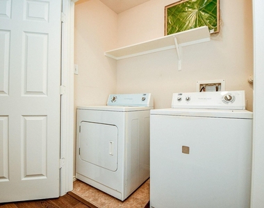 6171 Yorktown Meadow Lane - Photo Thumbnail 31