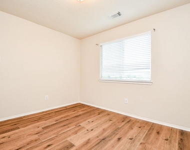 6171 Yorktown Meadow Lane - Photo Thumbnail 33