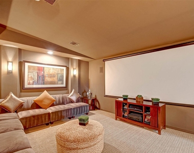 7 Shearling Court - Photo Thumbnail 39