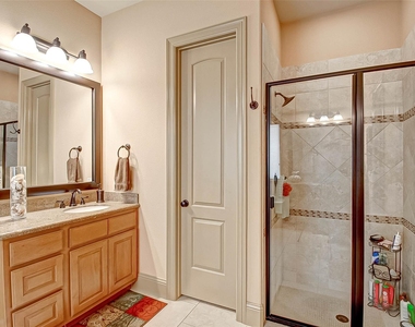 7 Shearling Court - Photo Thumbnail 35