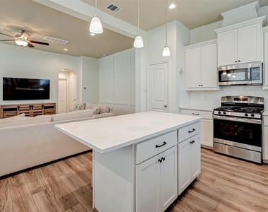 5542 Sallow Bay Lane - Photo Thumbnail 15
