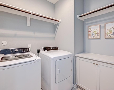 5542 Sallow Bay Lane - Photo Thumbnail 11