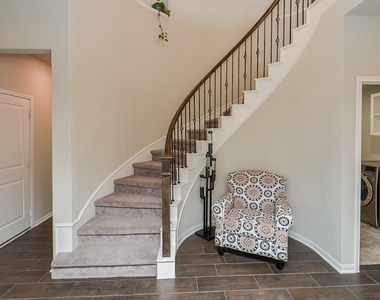 3035 Dragonlet Lane - Photo Thumbnail 35