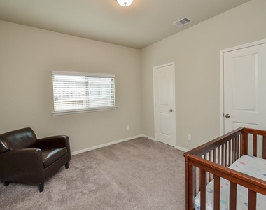 3035 Dragonlet Lane - Photo Thumbnail 12