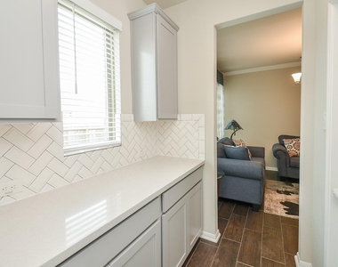 3035 Dragonlet Lane - Photo Thumbnail 28