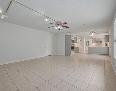 3131 Double Lake Drive - Photo Thumbnail 11