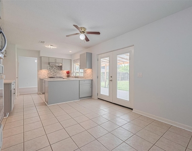 3131 Double Lake Drive - Photo Thumbnail 13