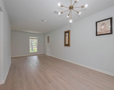 3131 Double Lake Drive - Photo Thumbnail 6