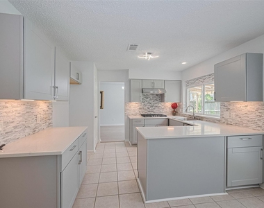 3131 Double Lake Drive - Photo Thumbnail 16