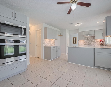 3131 Double Lake Drive - Photo Thumbnail 21