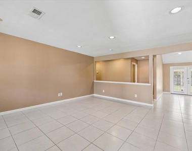 12015 Sea Shore Drive - Photo Thumbnail 5