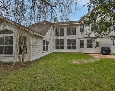 3206 Twinmont Lane - Photo Thumbnail 18