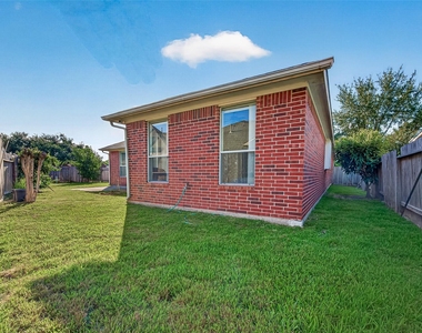 14806 Fletcher Bridge Court - Photo Thumbnail 45