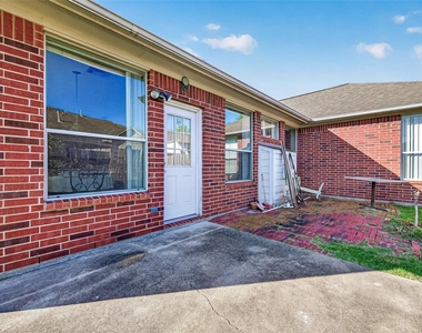 14806 Fletcher Bridge Court - Photo Thumbnail 40