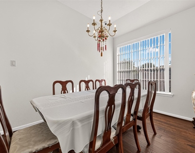 14806 Fletcher Bridge Court - Photo Thumbnail 9