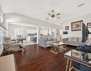 14806 Fletcher Bridge Court - Photo Thumbnail 13