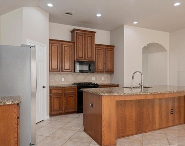 26886 Treasures Ridge Drive - Photo Thumbnail 10
