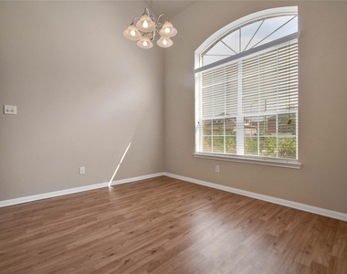 24511 Eagle Haven Drive - Photo Thumbnail 19