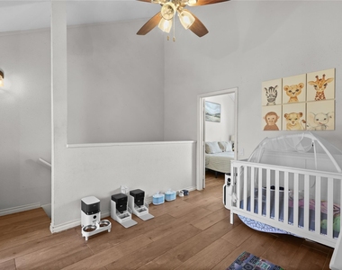 11710 Southlake Drive - Photo Thumbnail 4