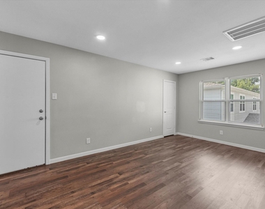 3029 Prospect Street - Photo Thumbnail 5