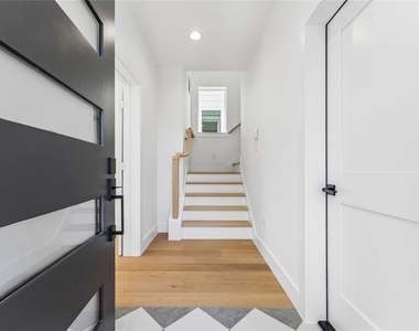 3402 Market Street - Photo Thumbnail 2